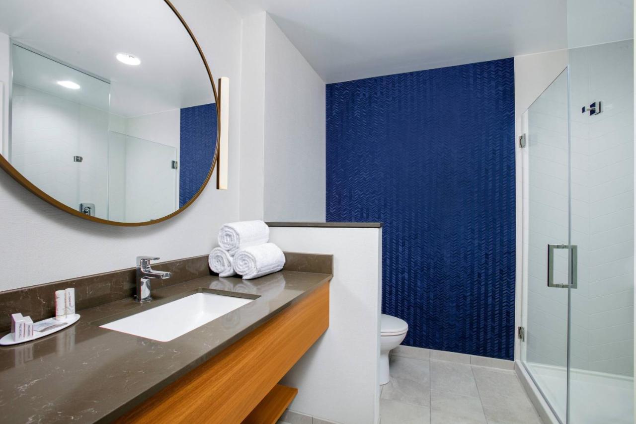 | Fairfield by Marriott Inn & Suites Harrisburg West/Mechanicsburg