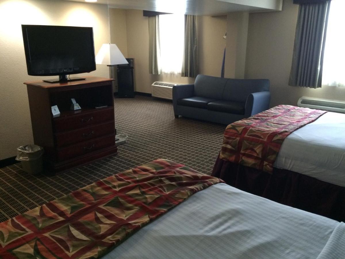 Queen Suite with Two Queen Beds - Non-Smoking at Best Western Adena Inn