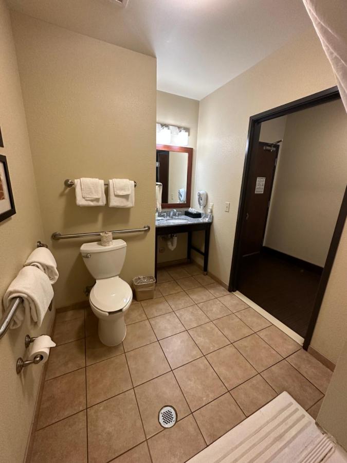  | Comfort Inn Saint Clairsville