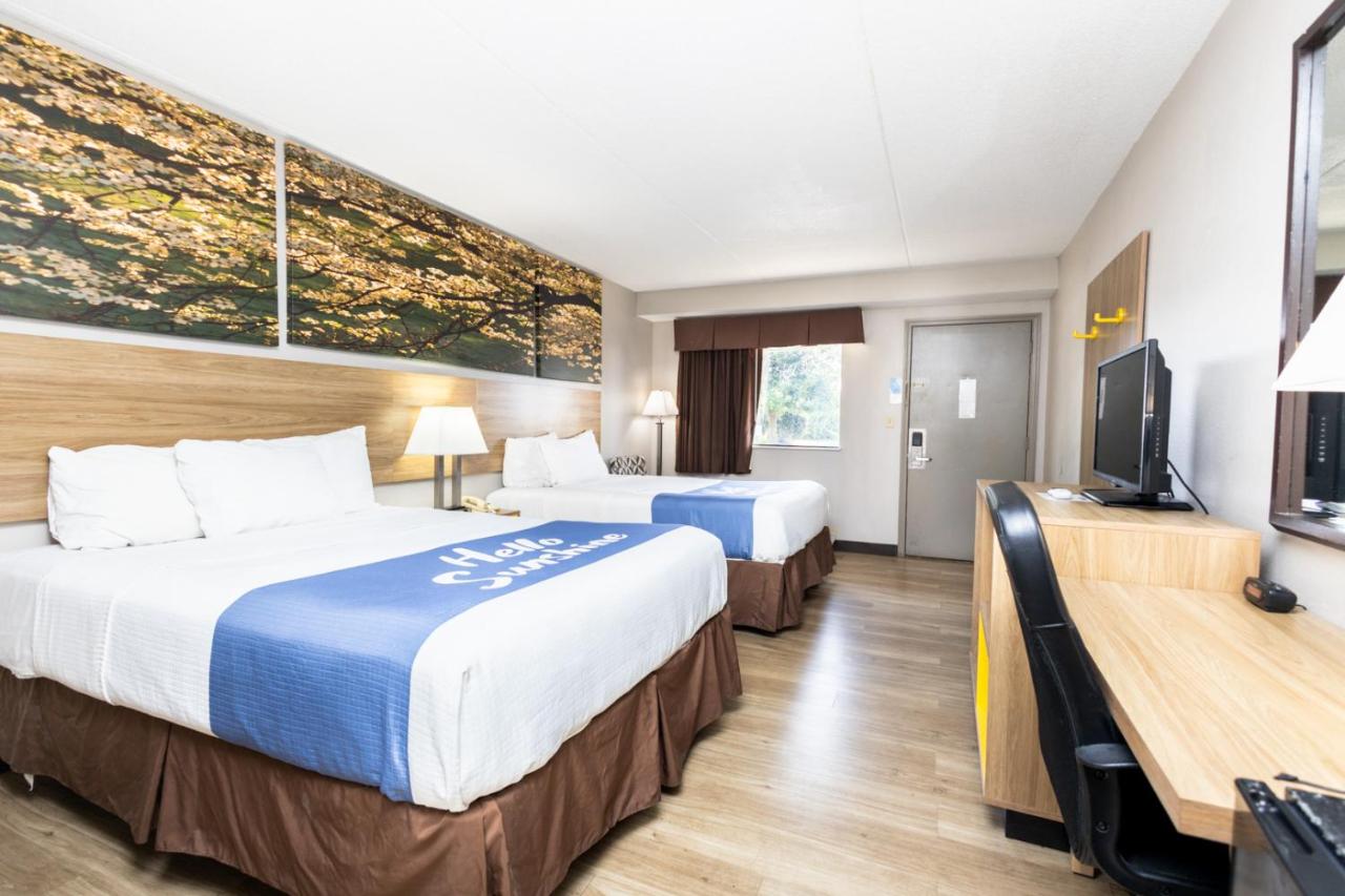 | Days Inn by Wyndham Dayton Huber Heights Northeast