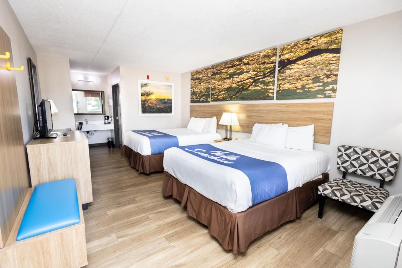 | Days Inn by Wyndham Dayton Huber Heights Northeast