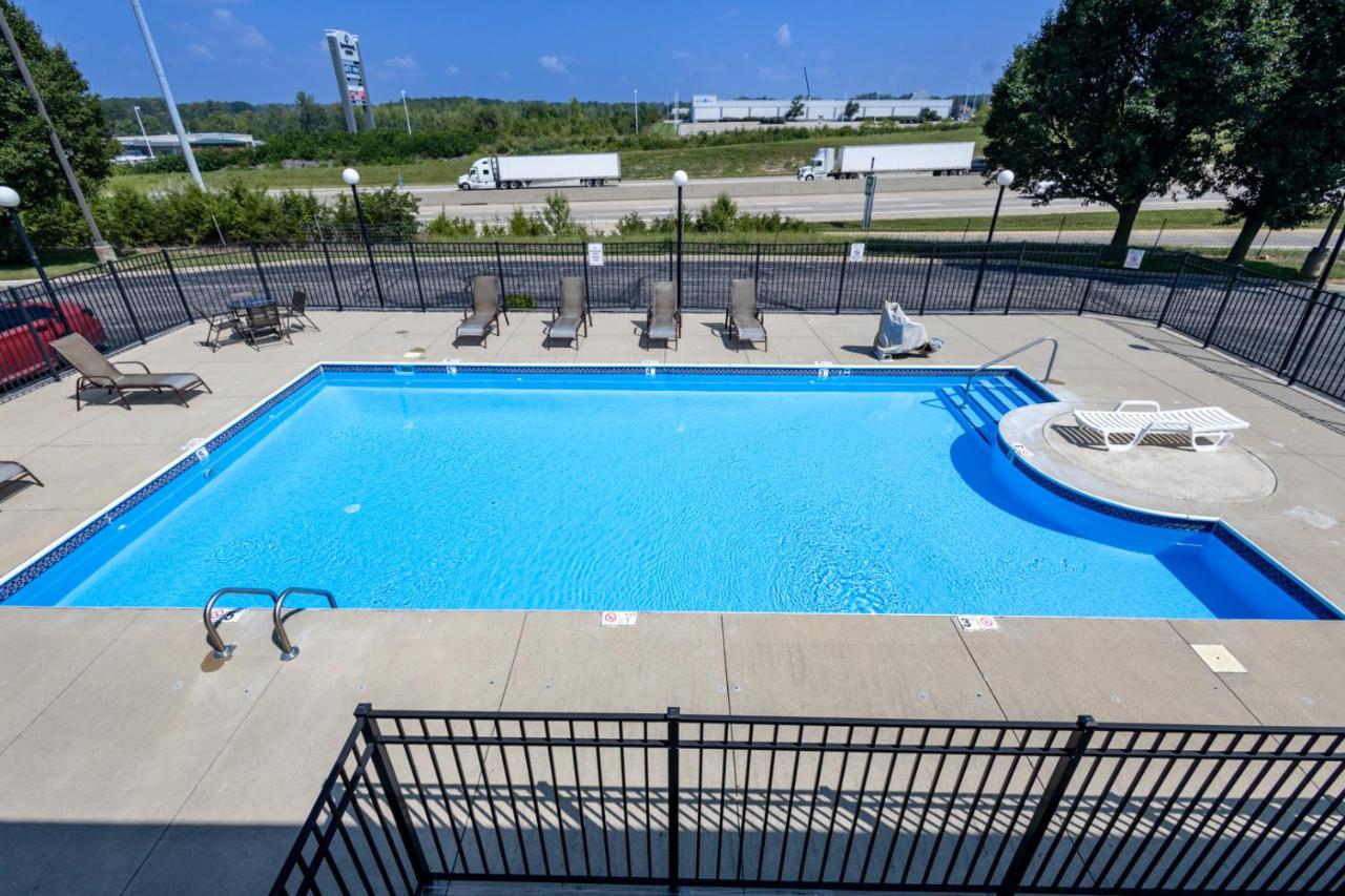| Days Inn by Wyndham Dayton Huber Heights Northeast