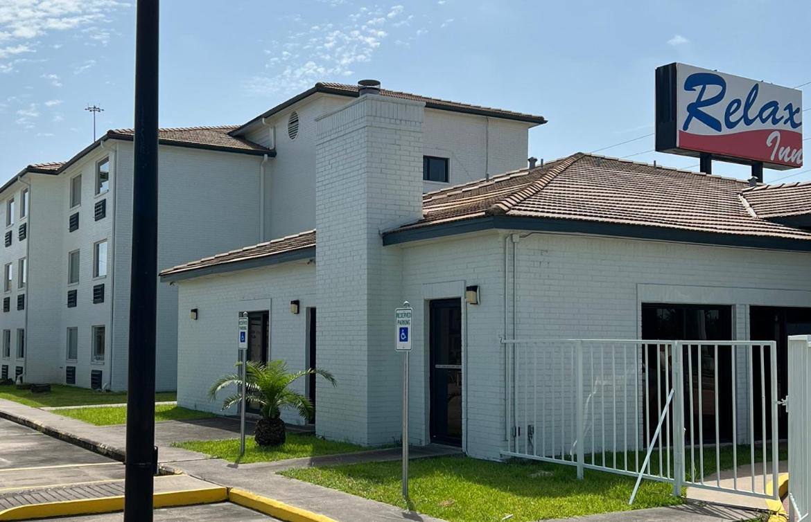 | Relax Inn Channelview
