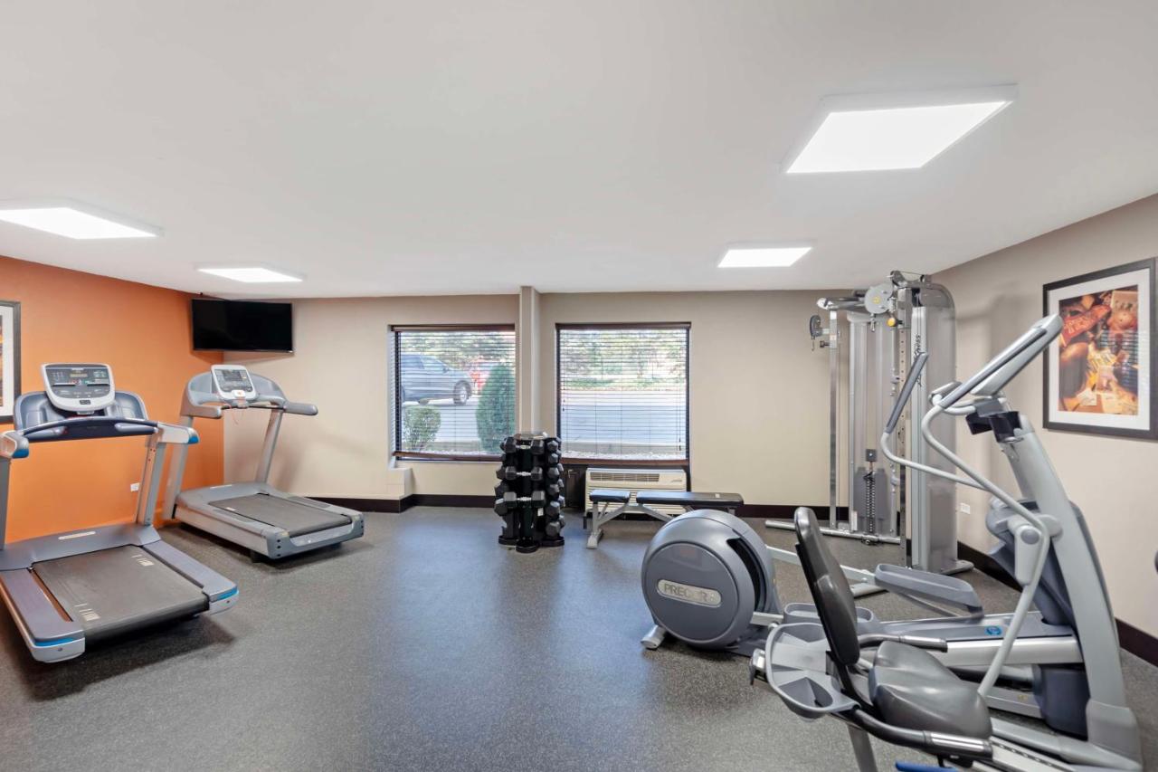| Best Western Plus Chicagoland - Countryside