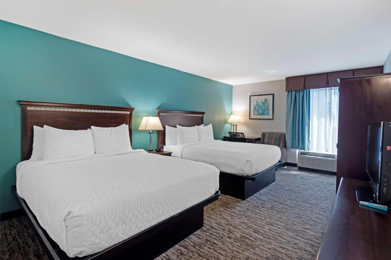 | Best Western Plus Chicagoland - Countryside