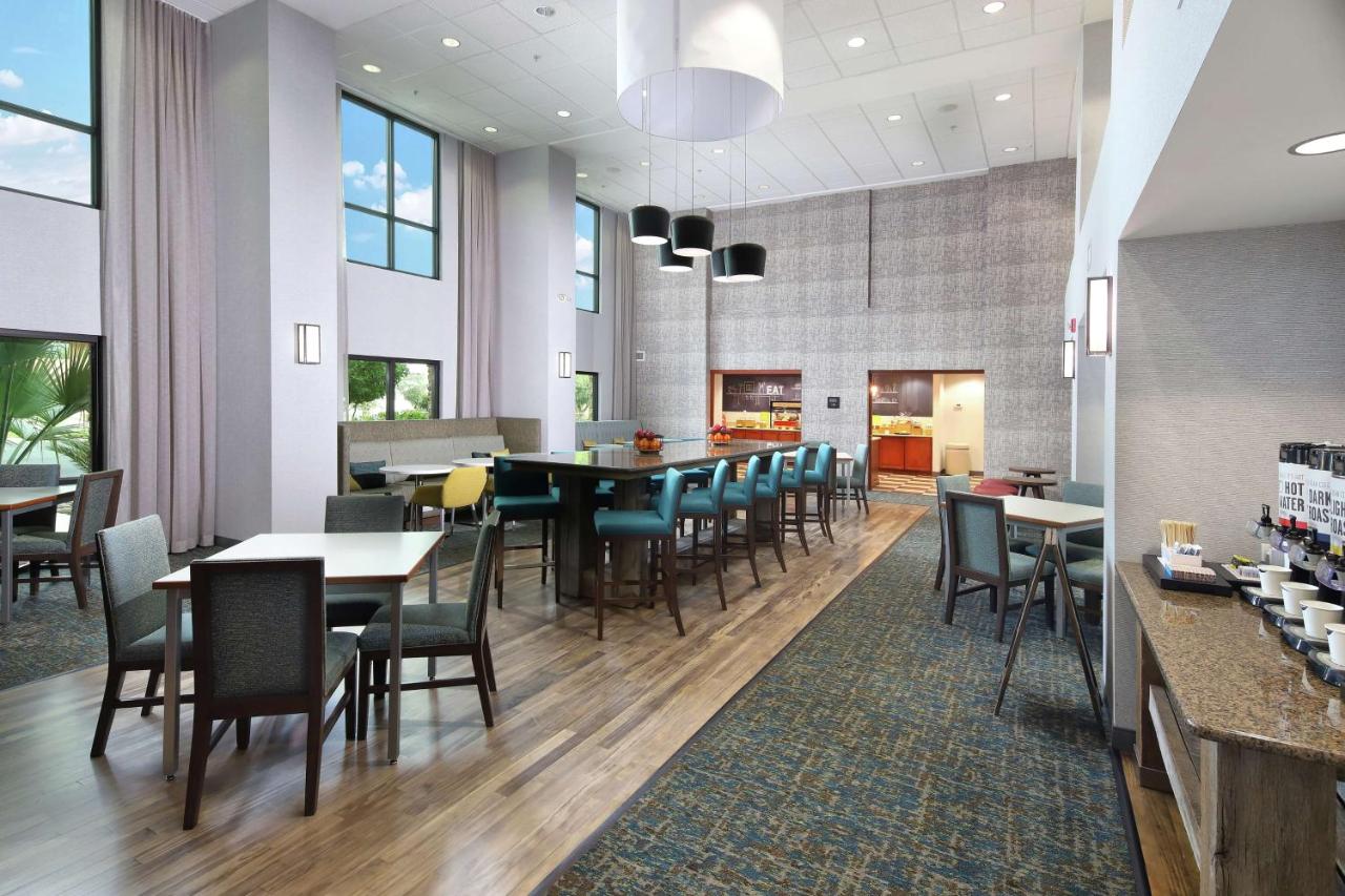  | Hampton Inn & Suites Tucson East