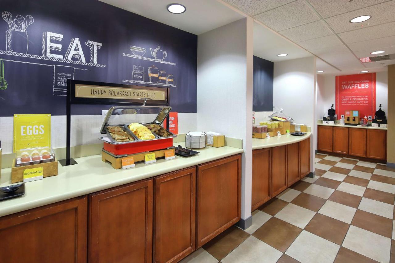  | Hampton Inn & Suites Tucson East