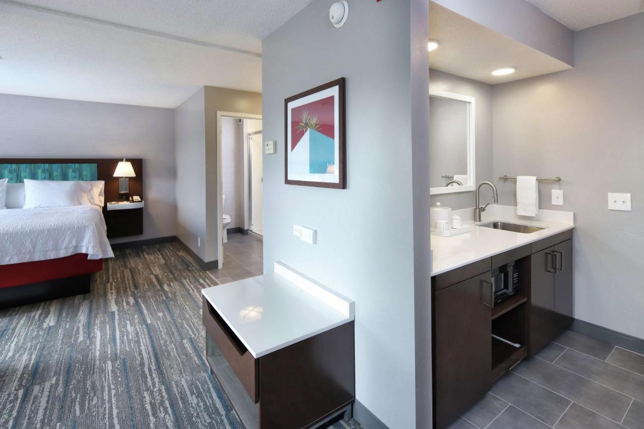  | Hampton Inn & Suites Tucson East
