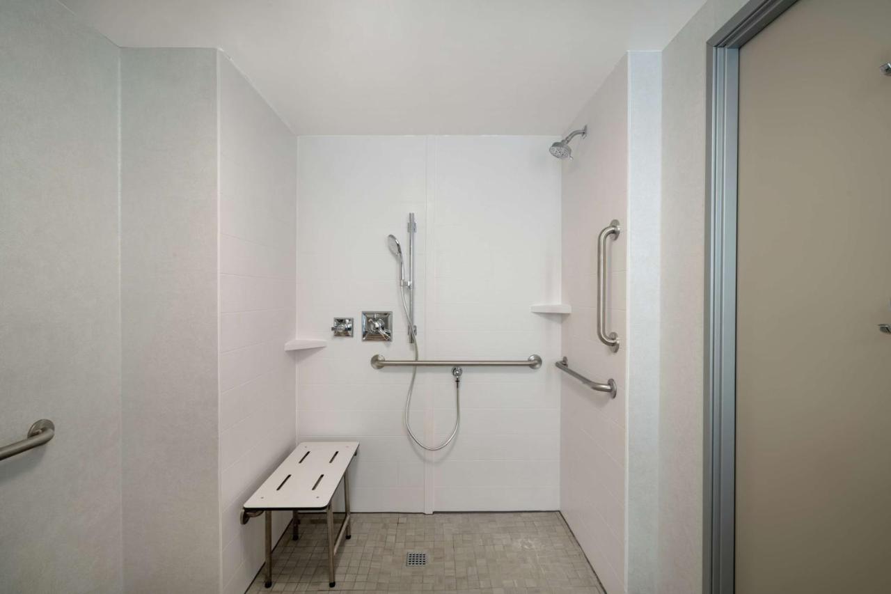King Room - Disability Access/Hearing Accessible with Roll-In Shower at Hilton Garden Inn Louisville East