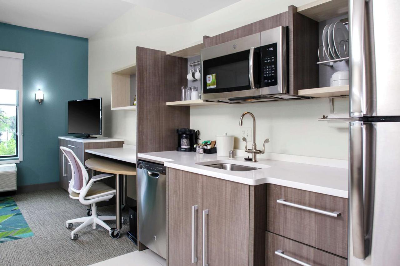 Queen Suite - Non-Smoking at Home2 Suites by Hilton Fort Collins