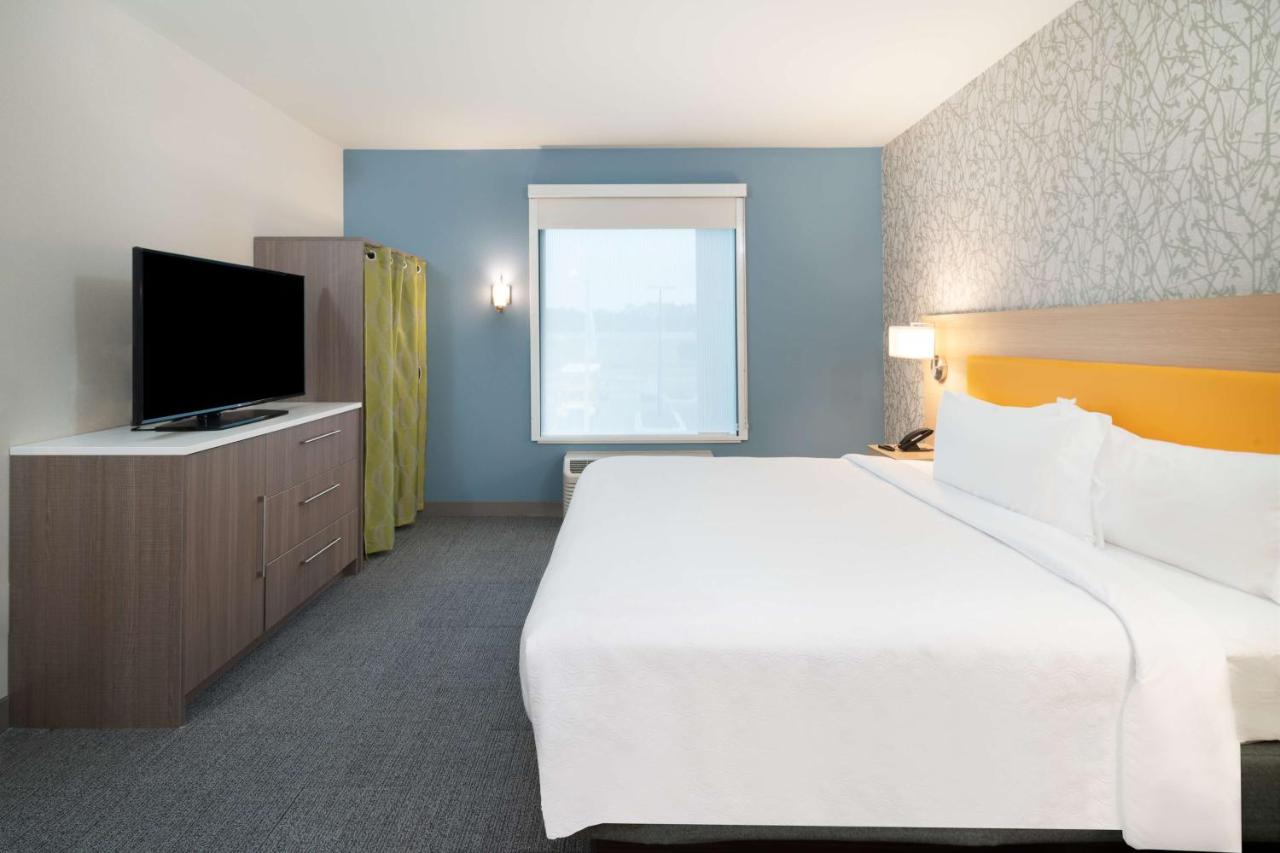 One-Bedroom King Suite - Non-Smoking at Home2 Suites by Hilton Brunswick