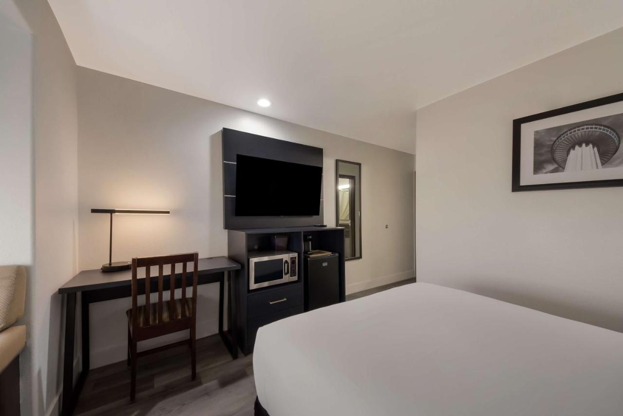  | SureStay Hotel by Best Western San Antonio West SeaWorld