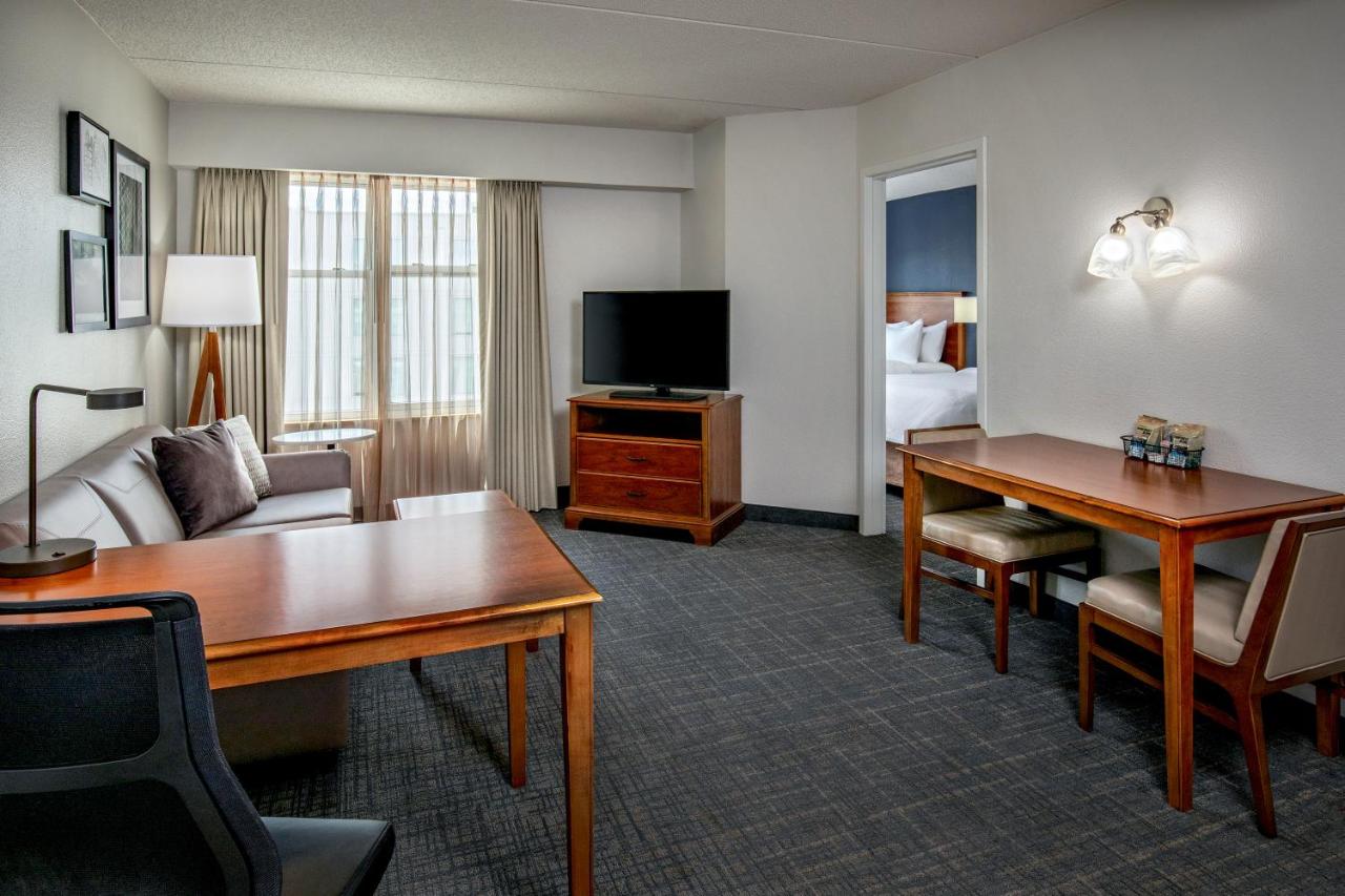 | Residence Inn by Marriott Chesapeake Greenbrier