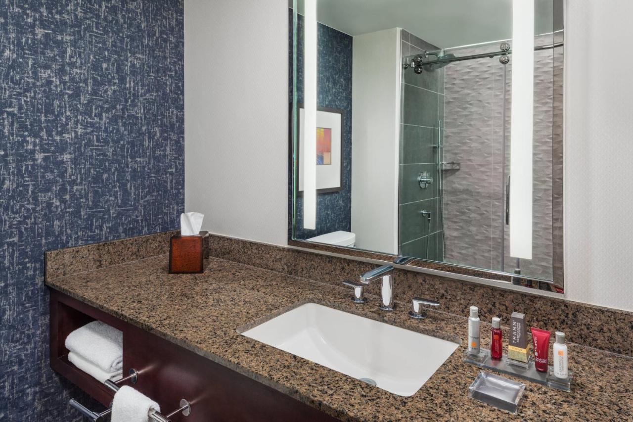 King Room with Roll-in Shower - Mobility Accessible at Lancaster Marriott at Penn Square