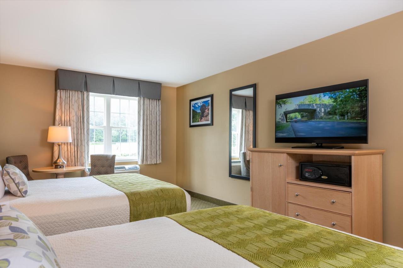 | Acadia Inn