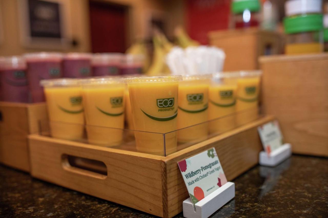 | Hampton Inn Winfield
