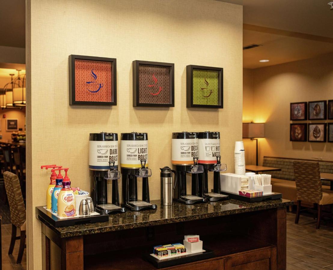 | Hampton Inn Winfield