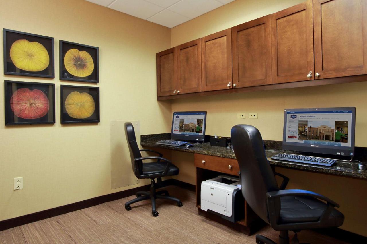 | Hampton Inn Winfield