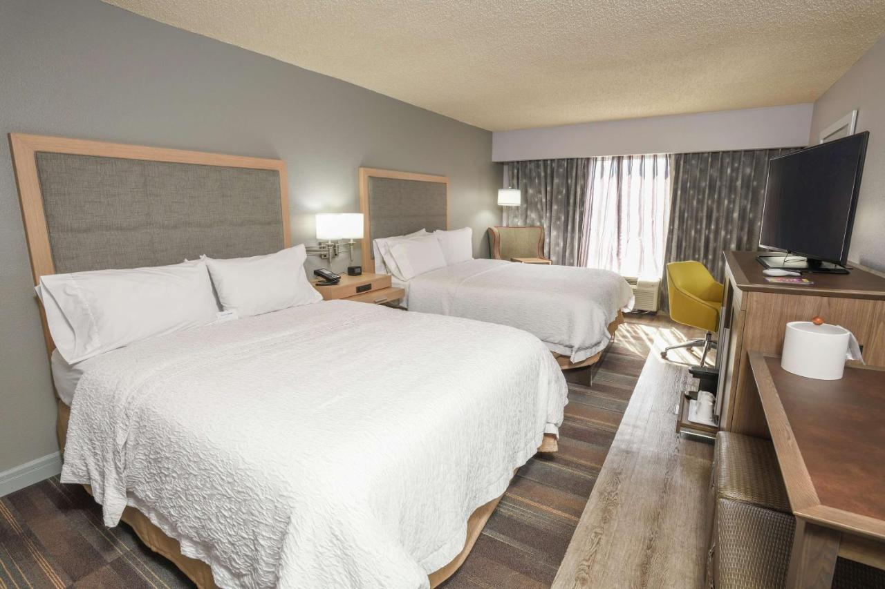 Queen Room with Two Queen Beds - Non-Smoking at Hampton Inn Jacksonville East Regency Square