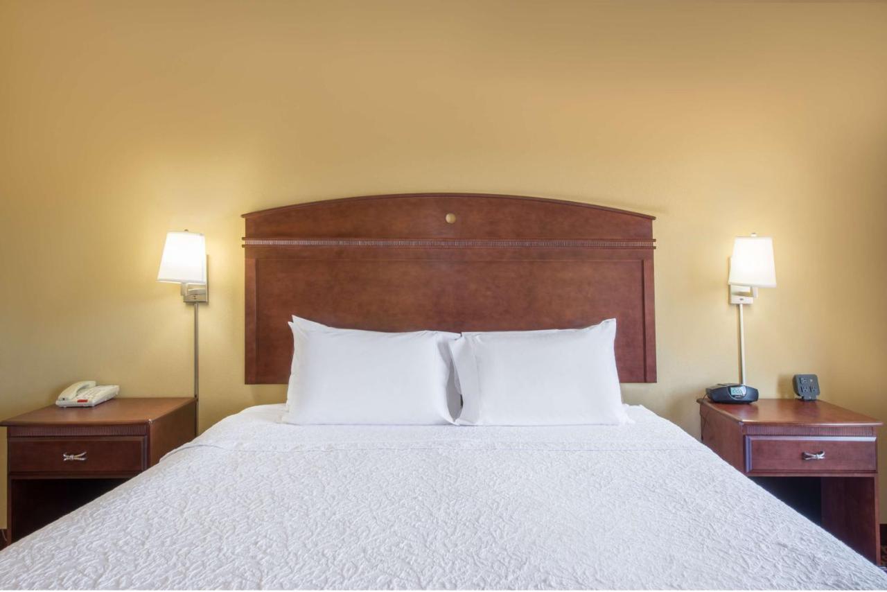 King Room - Hearing Disability Access at Hampton Inn & Suites Oklahoma City - South