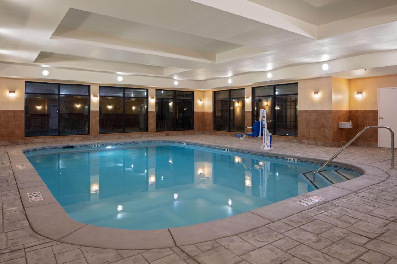 | Homewood Suites Fairfield-Napa Valley Area