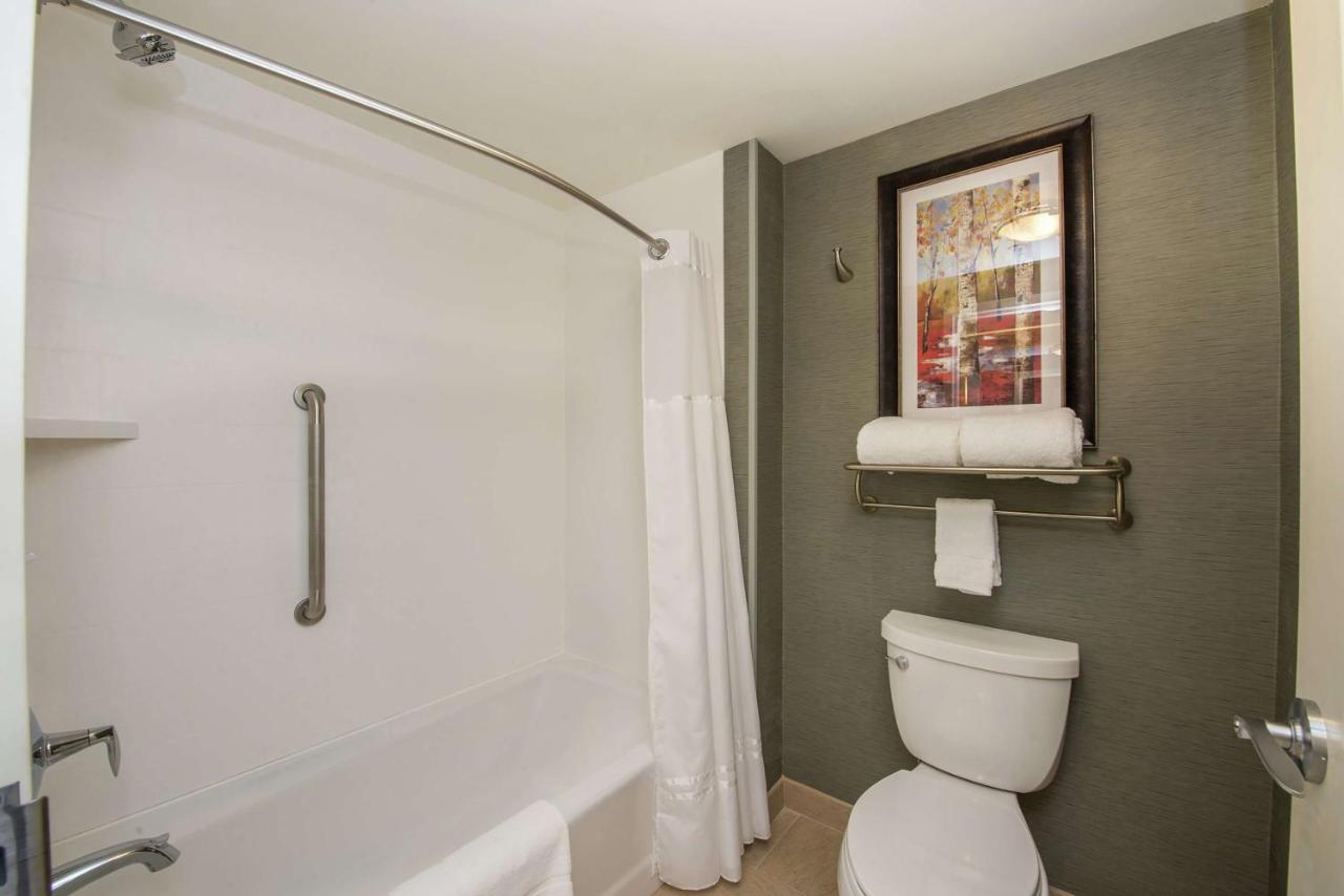 | Homewood Suites by Hilton Boston Marlborough