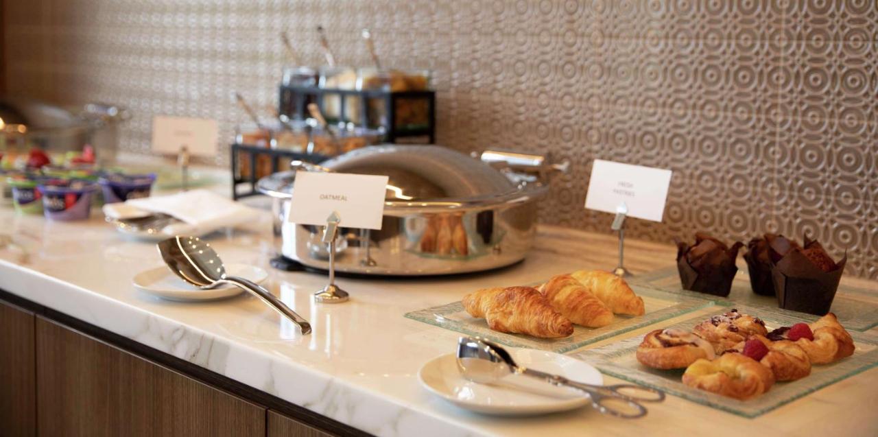 | Hilton Miami Dadeland