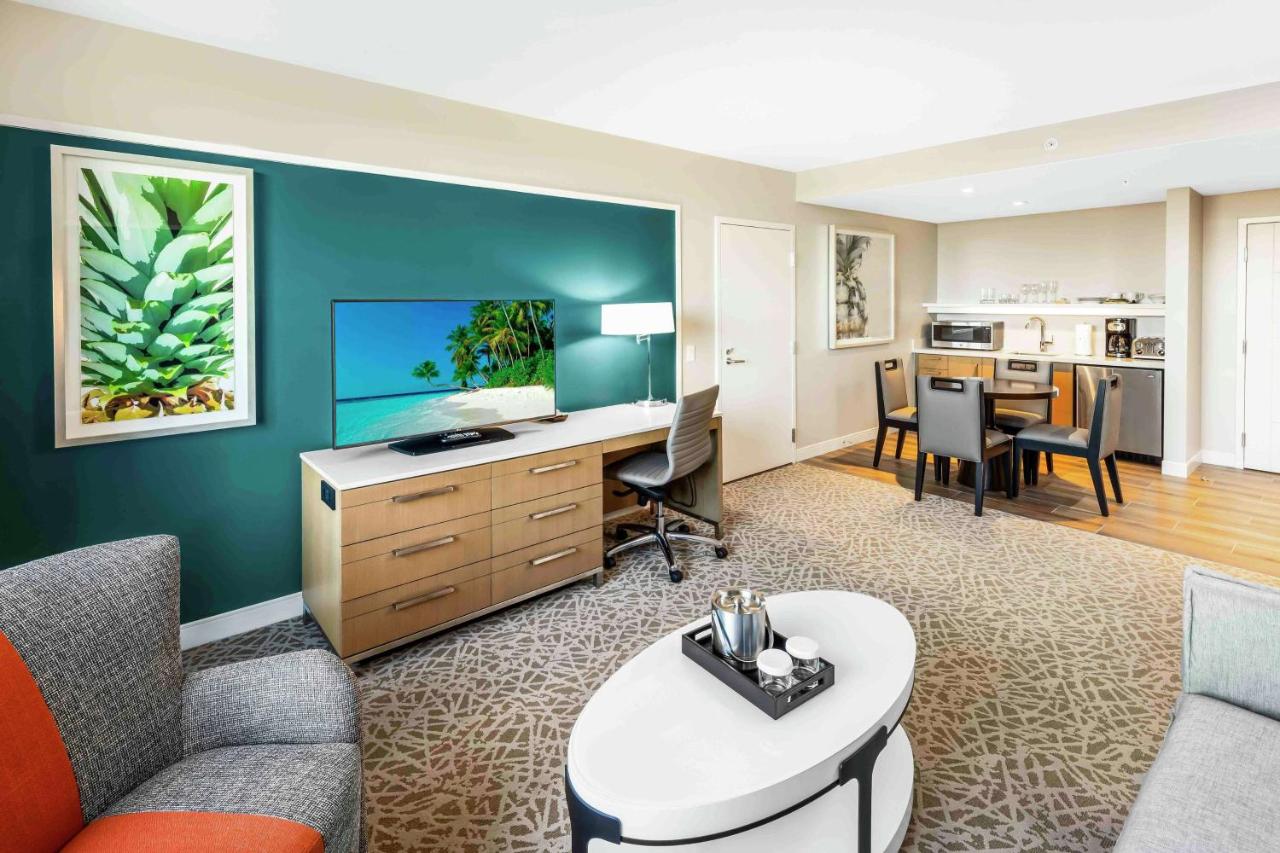 | Hilton Miami Dadeland