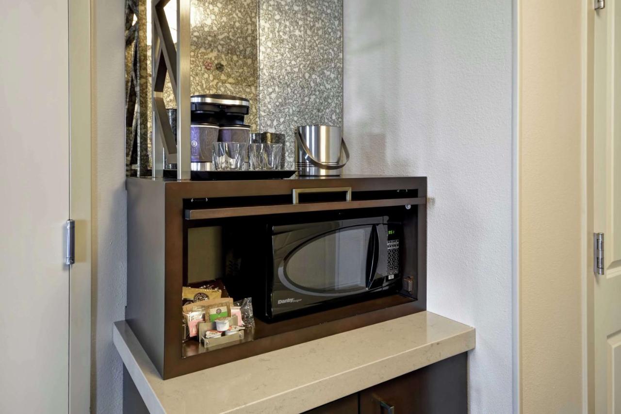  | DoubleTree by Hilton Chicago Midway Airport, IL