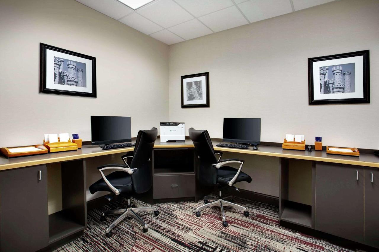  | DoubleTree by Hilton Chicago Midway Airport, IL