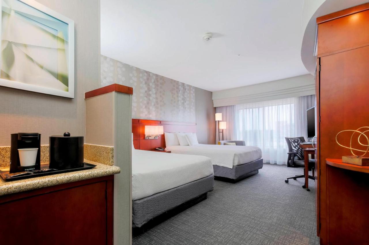 Queen Room with Two Queen Beds - Hearing Accessible at Courtyard by Marriott Dallas Arlington South