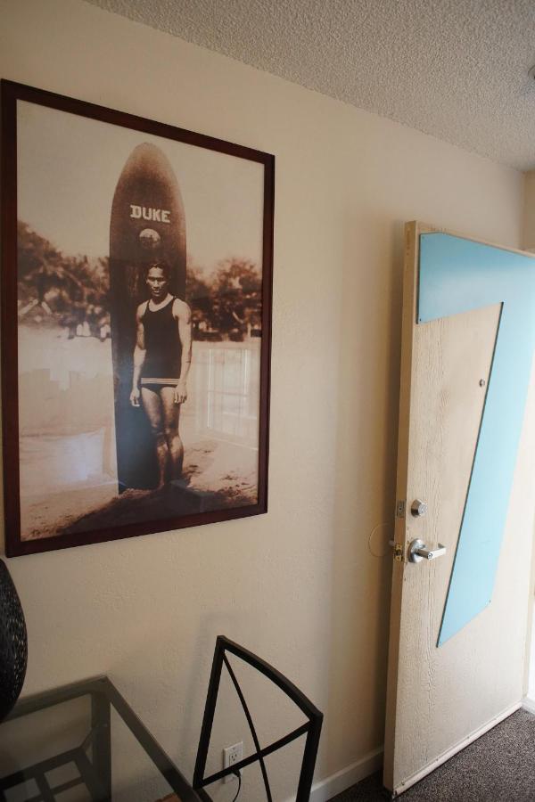 | Huntington Surf Inn