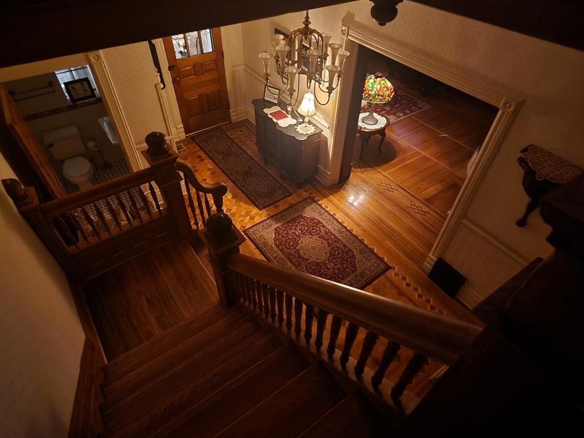  | Downen House Bed & Breakfast