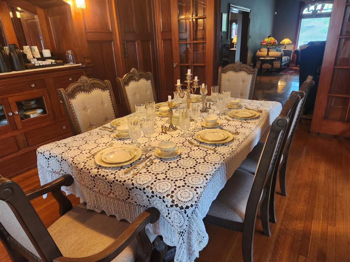 | Downen House Bed & Breakfast