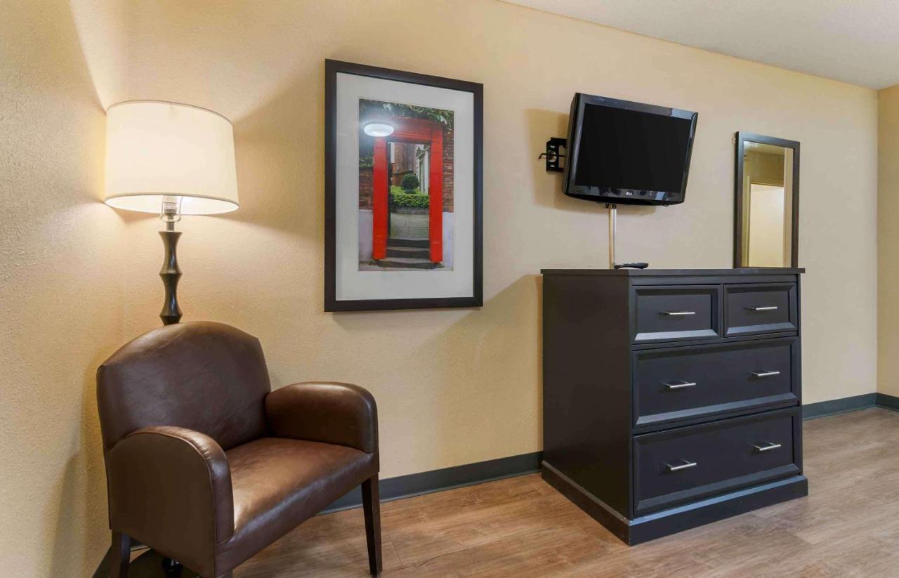 | Extended Stay America Suites - St Louis - Earth City