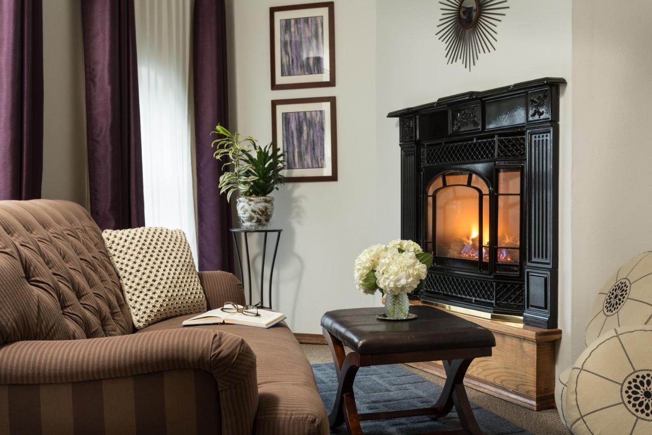  | The Roosevelt Inn