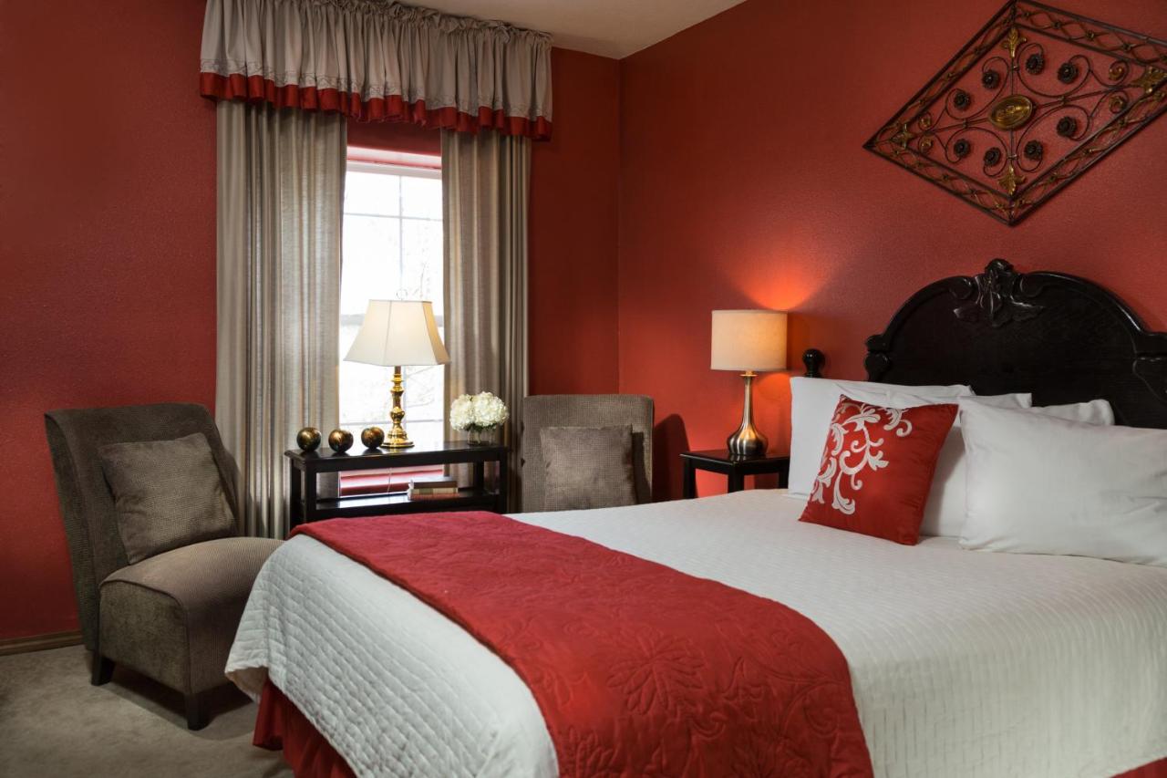  | The Roosevelt Inn