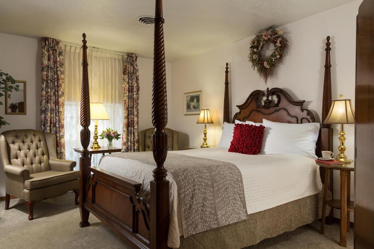  | The Roosevelt Inn