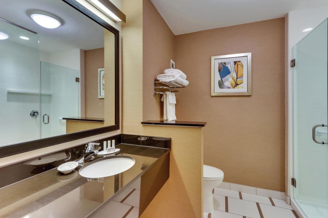 | Fairfield Inn & Suites by Marriott Dunn I-95