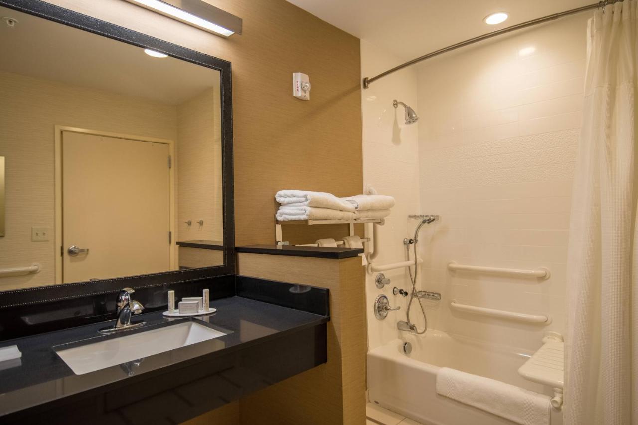 King Room at Fairfield Inn & Suites by Marriott Provo Orem