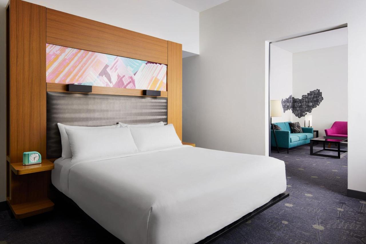 | Aloft Leawood-Overland Park