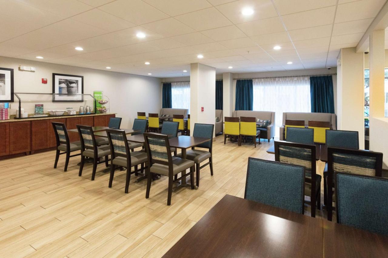 | Hampton Inn Saint Augustine Beach