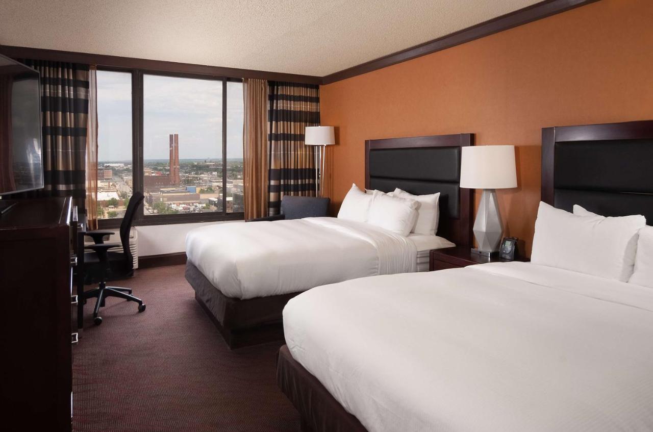  | DoubleTree by Hilton Hotel Cleveland Downtown - Lakeside