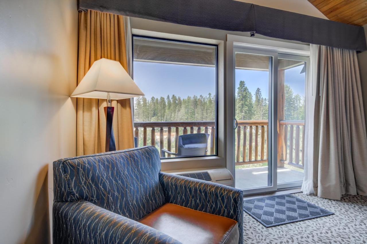 Queen Room with Two Queen Beds and Balcony - River View/Non-Smoking at Whitefish Riverfront Hotel