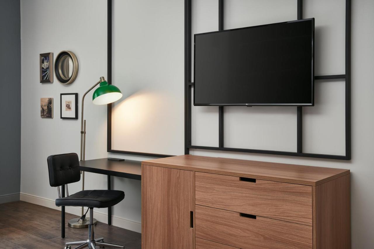 | Hotel Indigo - Tallahassee - College Town, an IHG Hotel