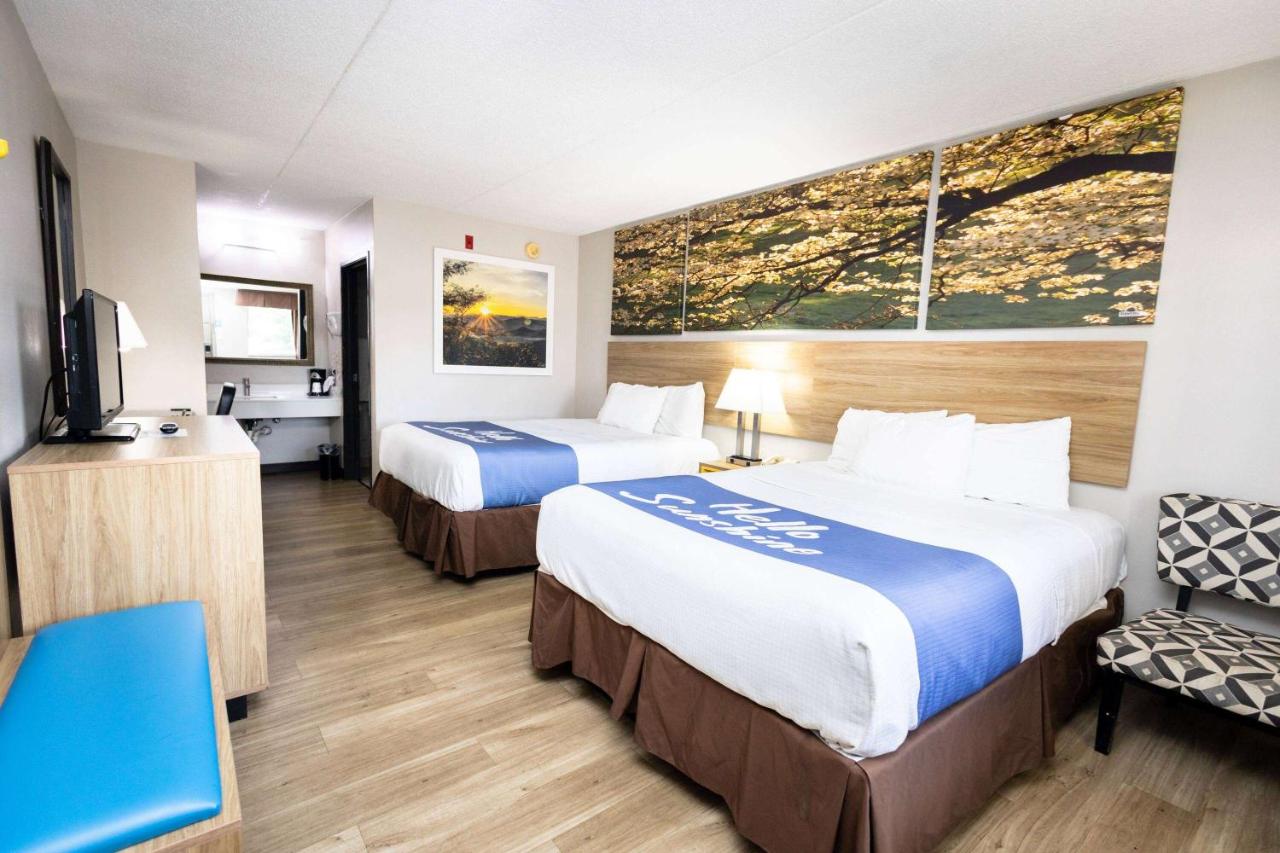| Days Inn by Wyndham Dayton Huber Heights Northeast