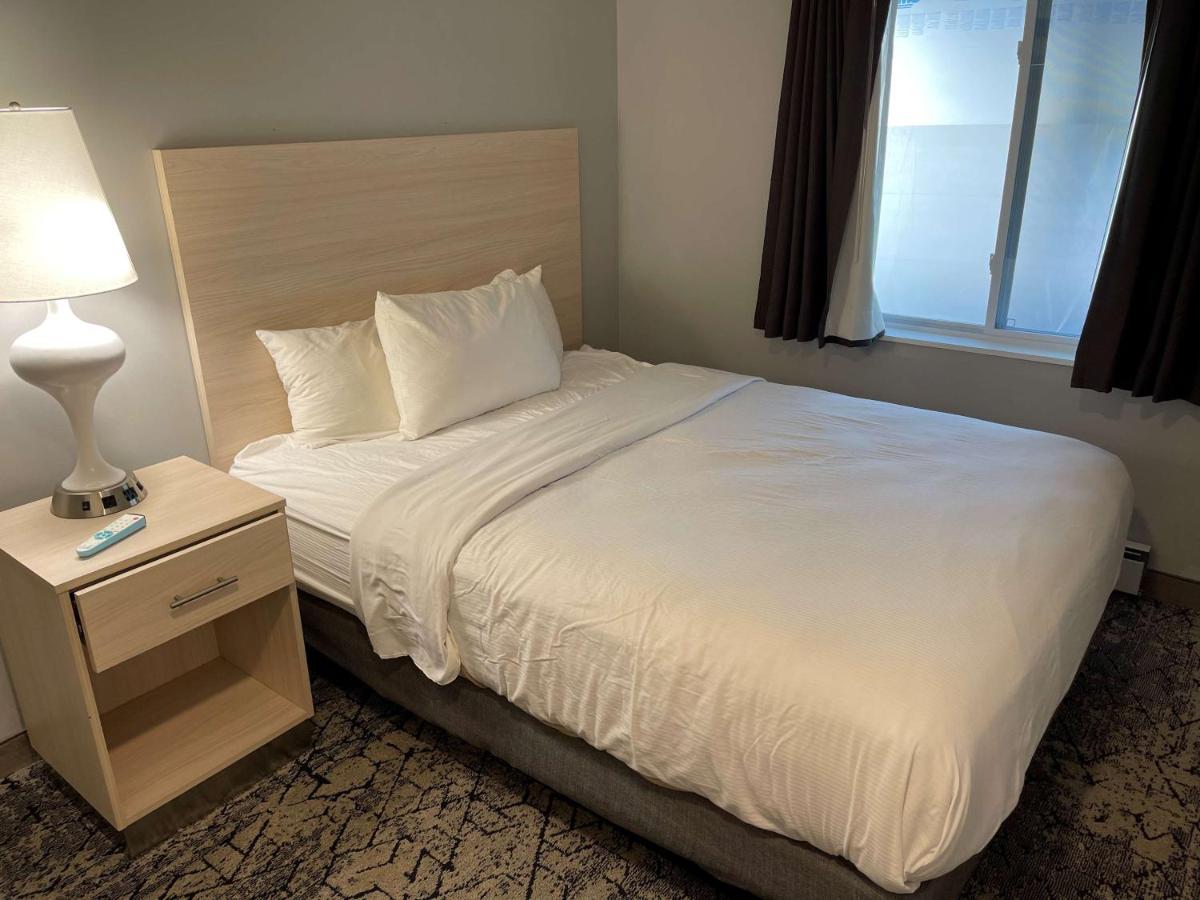| Woodwards White Mountain Resort, BW Signature Collection