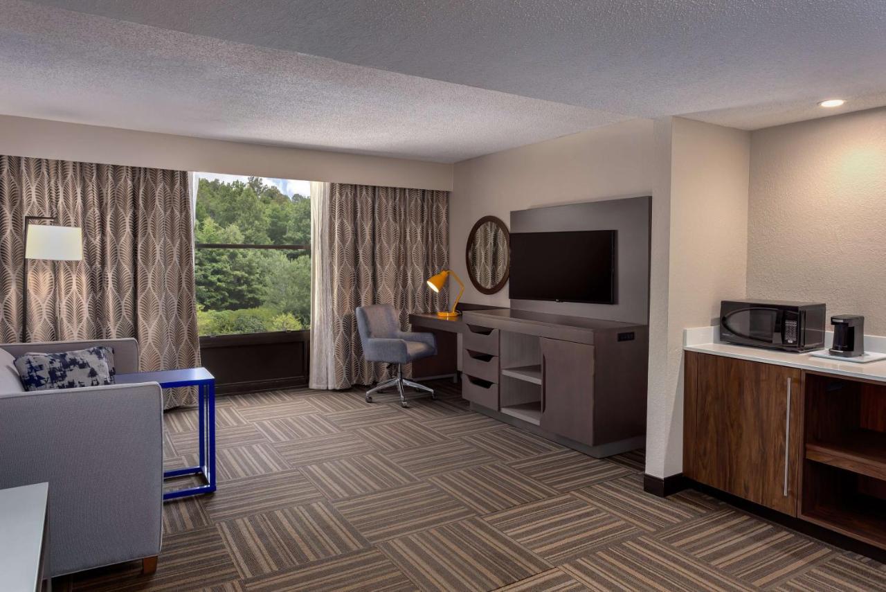 | Hampton Inn Bristol
