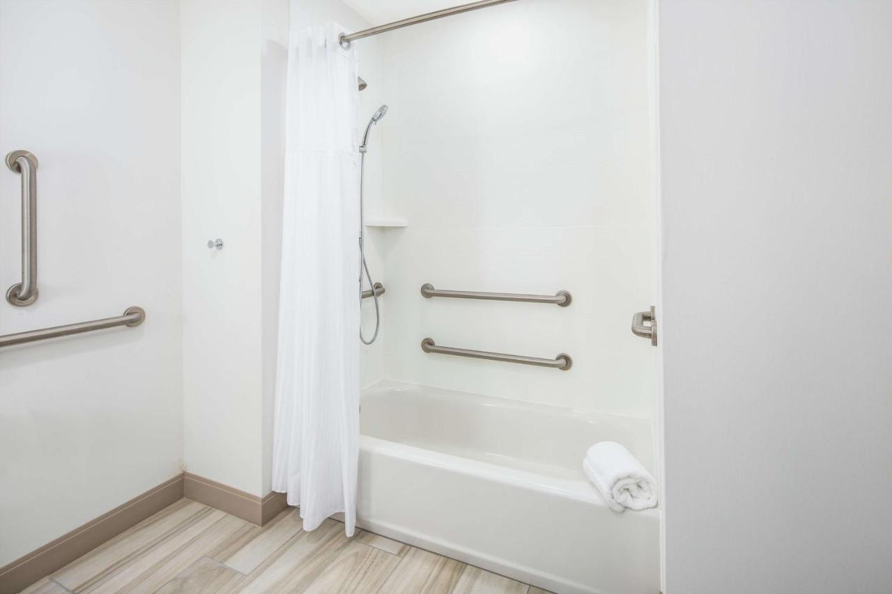 Queen Room with Two Queen Beds with Bath Tub - Mobility Accessible at Hilton Garden Inn Surprise Phoenix