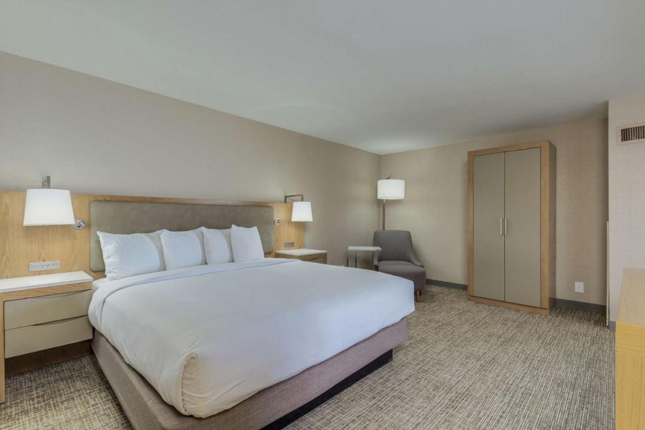 Deluxe Two Room King Suite with Sofa Bed at DoubleTree by Hilton Phoenix Chandler